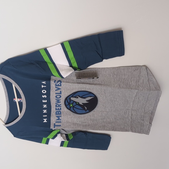 NBA UNK Minnesota Timberwolfs Women's sz M T-Shirt Raglan Baseball 3/4 Sleeve - Picture 2 of 11